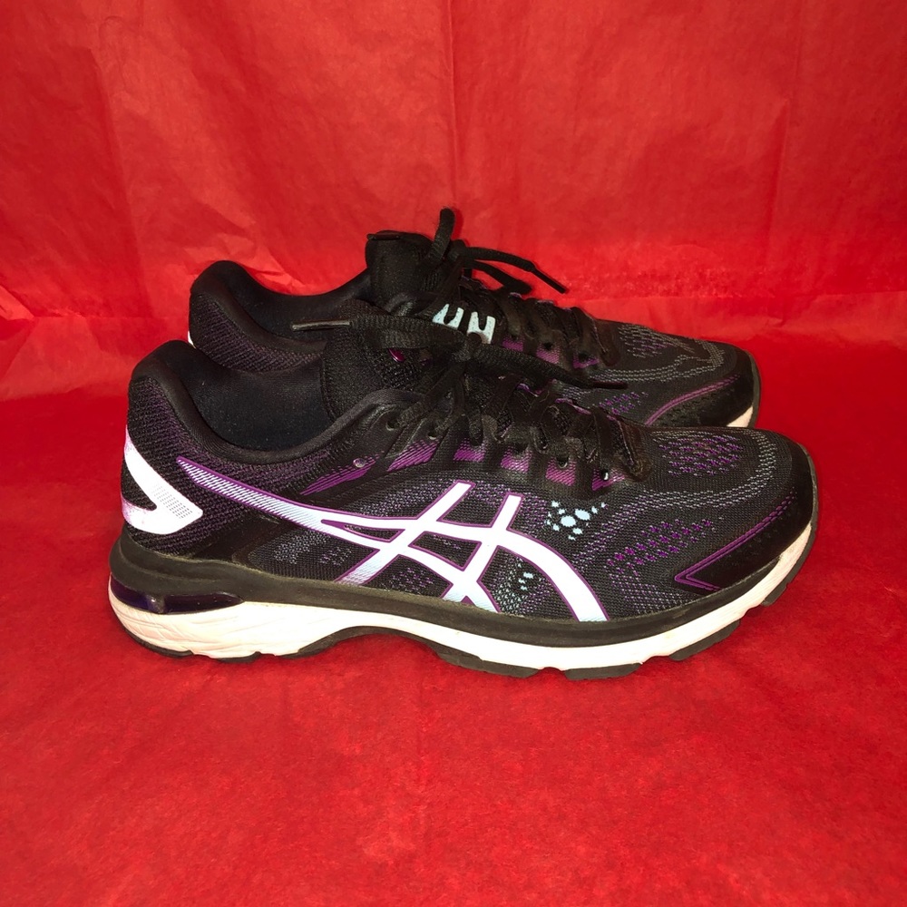 ASICS GT 2000 running/walking purple black SZ 9